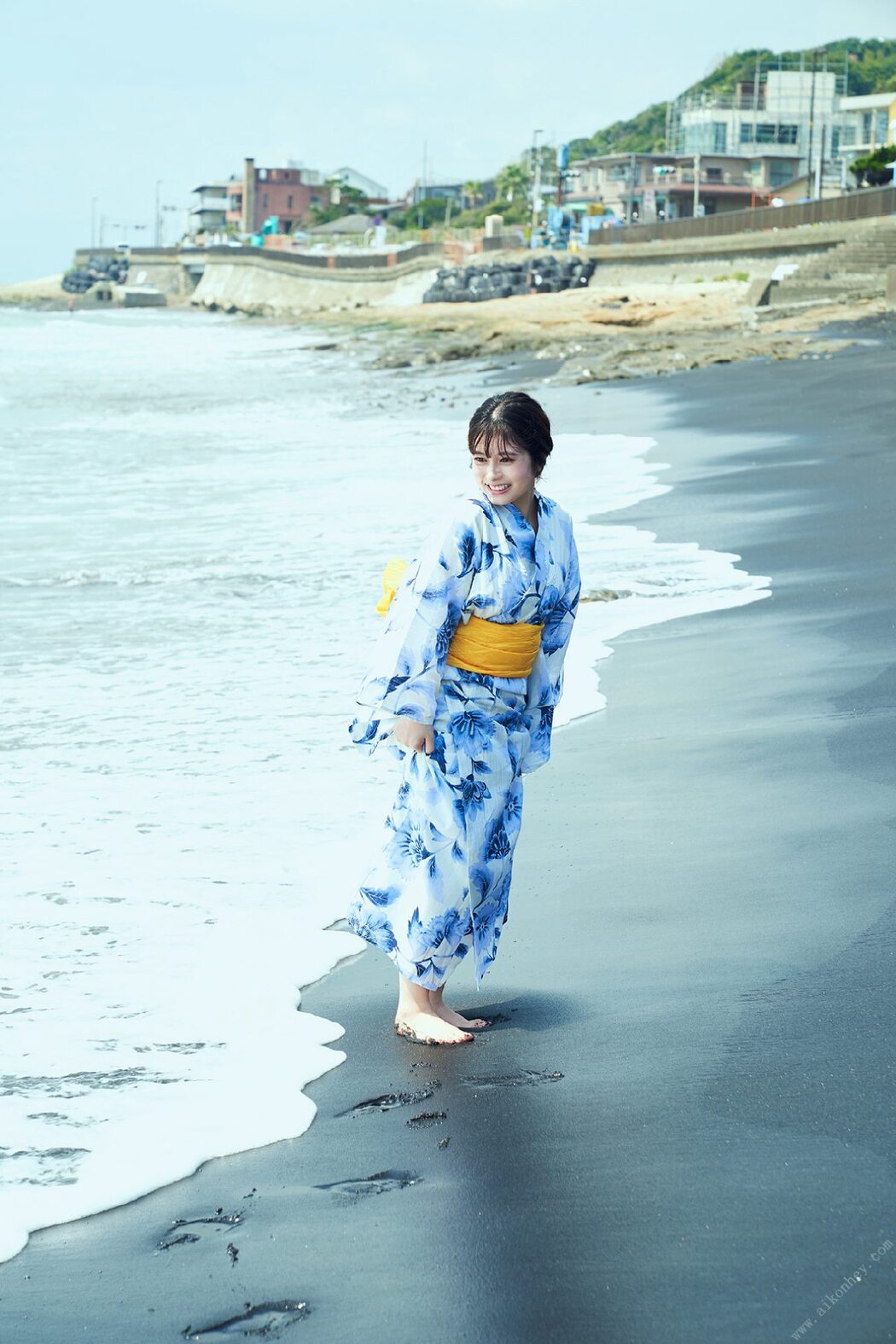 Platinum FLASH Photobook 2021-09-10 Sakurako Okubo 大久保桜子 – Glitter, shimmer きらめき、ゆらめく