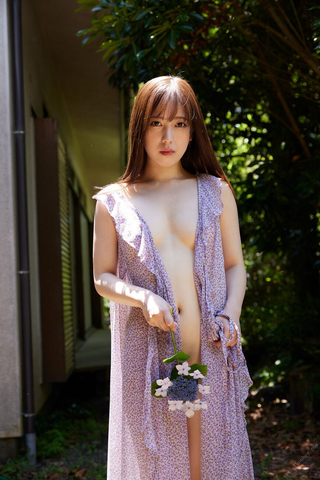 Photobook FLASHデジタル写真集R 小湊よつ葉 サマーヌード