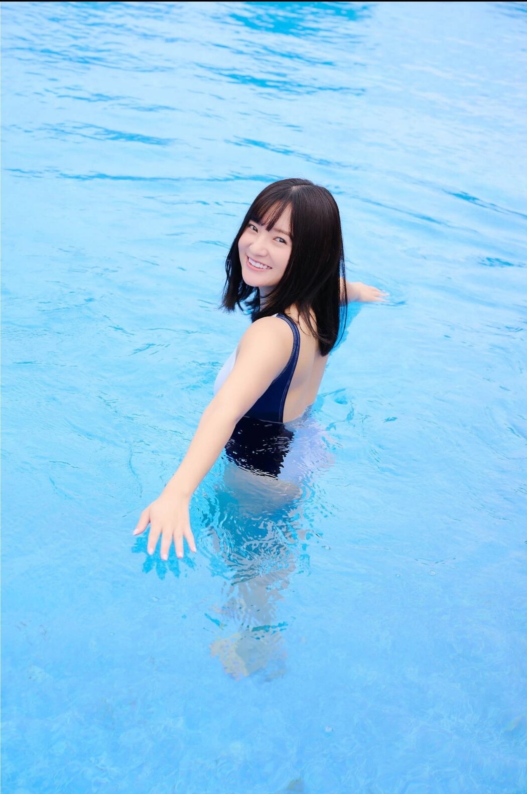 Photobook Ayana Nishinaga 西永彩奈 – Mode Flash Of Love A