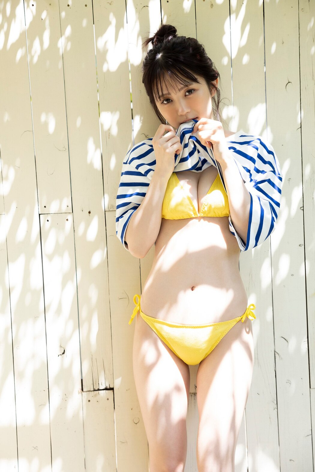 FLASH Photobook 2023-06-20 Tsumugi Hashimoto 橋本つむぎ – The Best In Osaka Is The Best In Japan