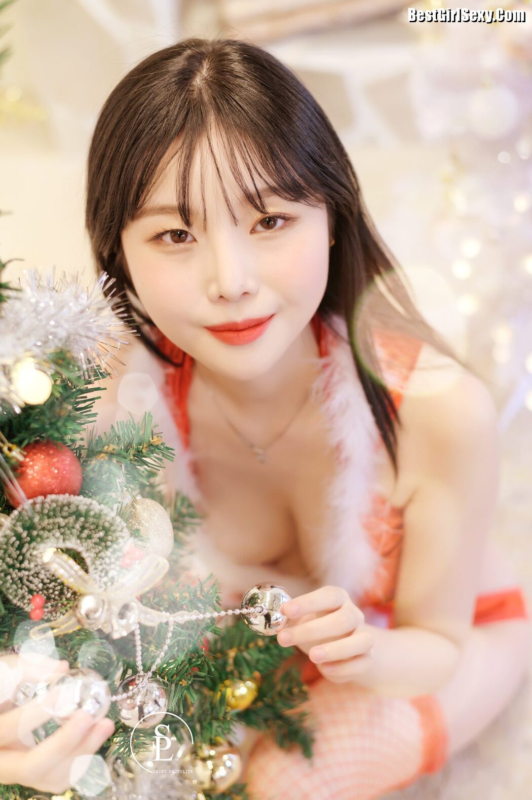 SaintPhotoLife – Yuna 유나 – Vol.24 Merry Yunas Xmas