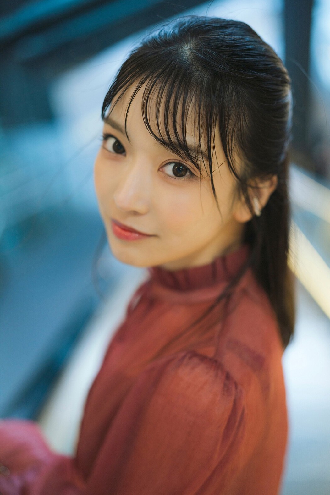 Platinum FLASH Photobook 2023-02-17 Akane Yoshizawa 吉沢朱音 – Triangle Love In The Case Of Akane