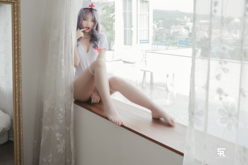 SaintPhotoLife Growing up Yuna Vol.2