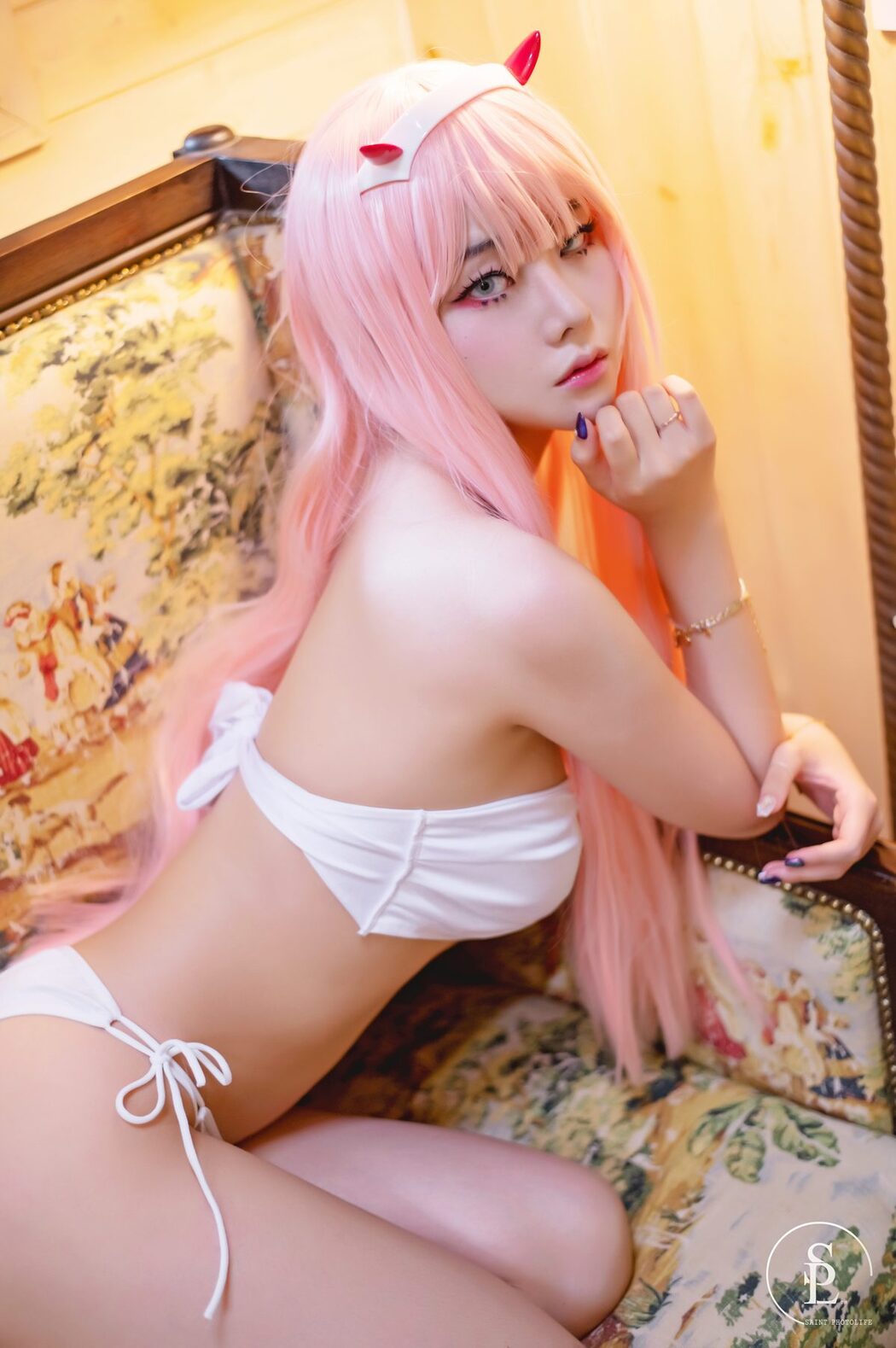 SaintPhotoLife – Yuna 유나 – No.10 Zero Two