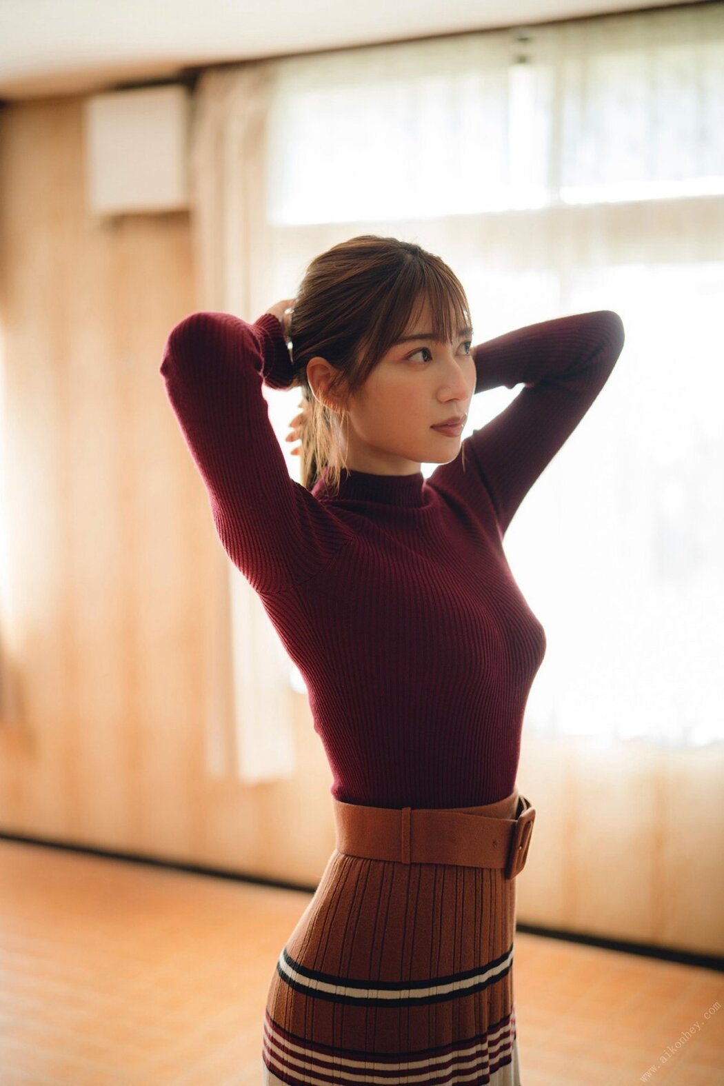 Platinum FLASH Photobook Risa Yukihira 雪平莉左 – Ripples can be heard さざ波が聞こえる 2022-02-11
