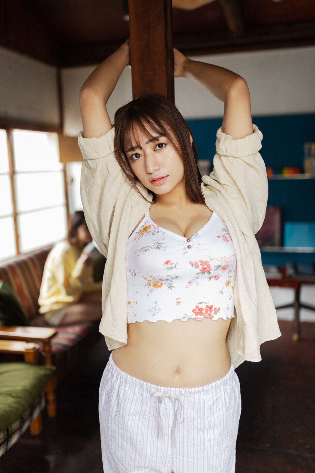 Platinum FLASH Photobook 2023-02-17 Meruda Ikeda 池田メルダ – Triangle Love In The Case Of Akane