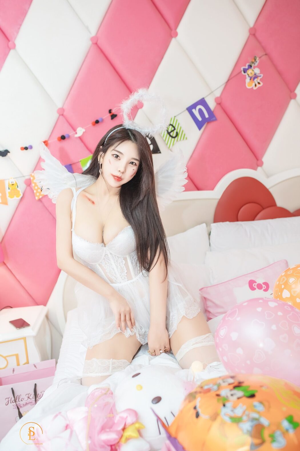 SaintPhotoLife – Zzyuri 쮸리 – Vol.16 Pink Halloween