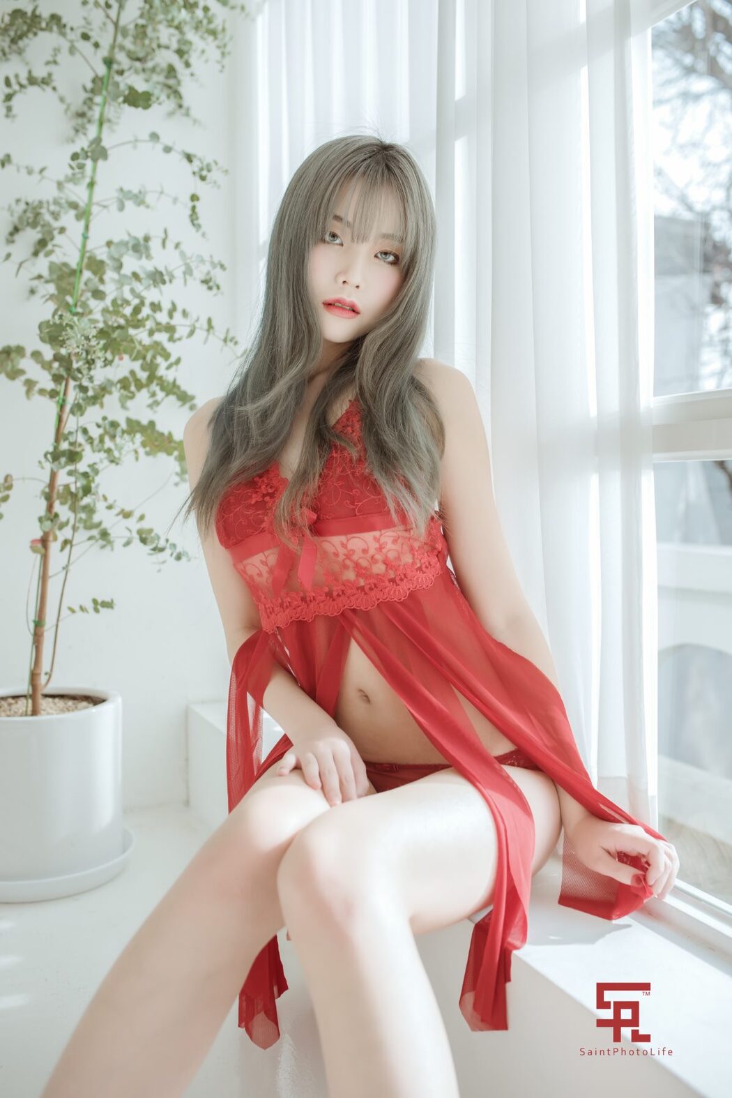 SaintPhotoLife Growing up Yuna Vol.1