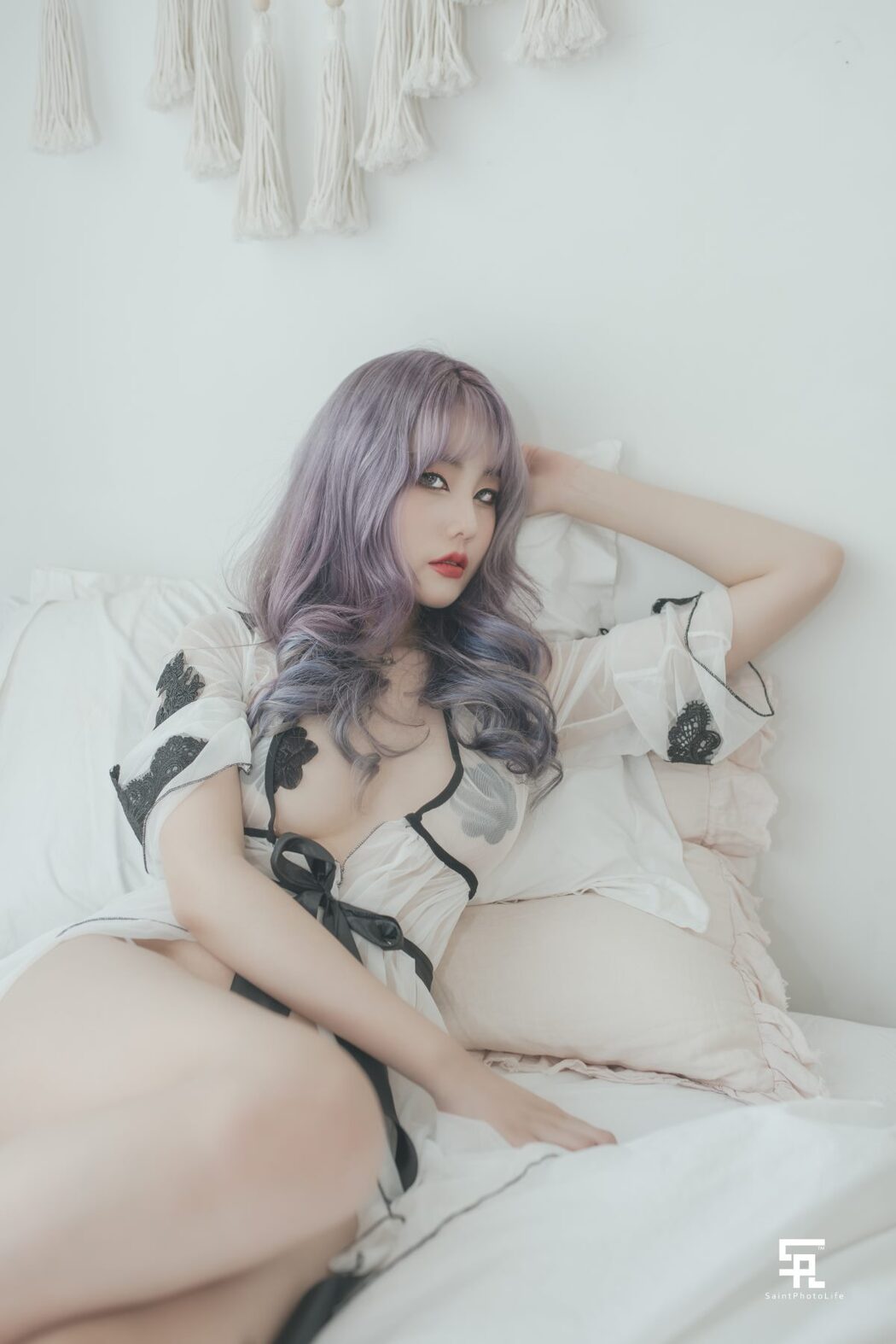 SaintPhotoLife Growing up Yuna Vol.2