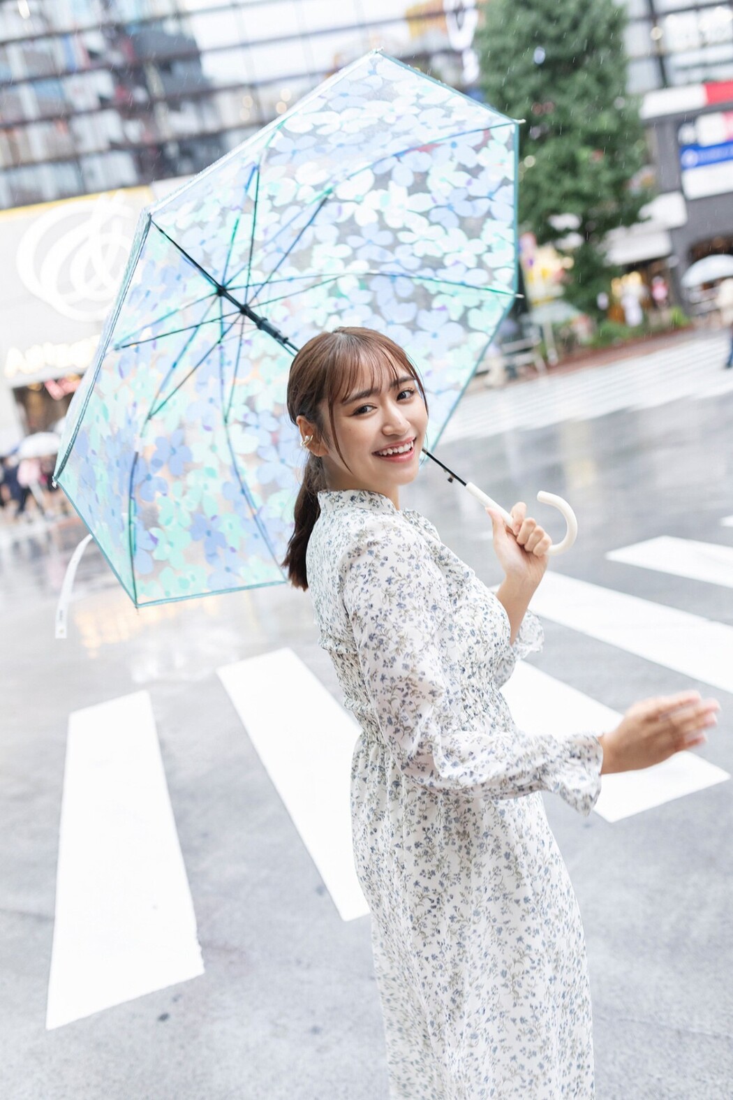 Platinum FLASH Photobook 2023-02-17 Meruda Ikeda 池田メルダ – Triangle Love In The Case Of Akane