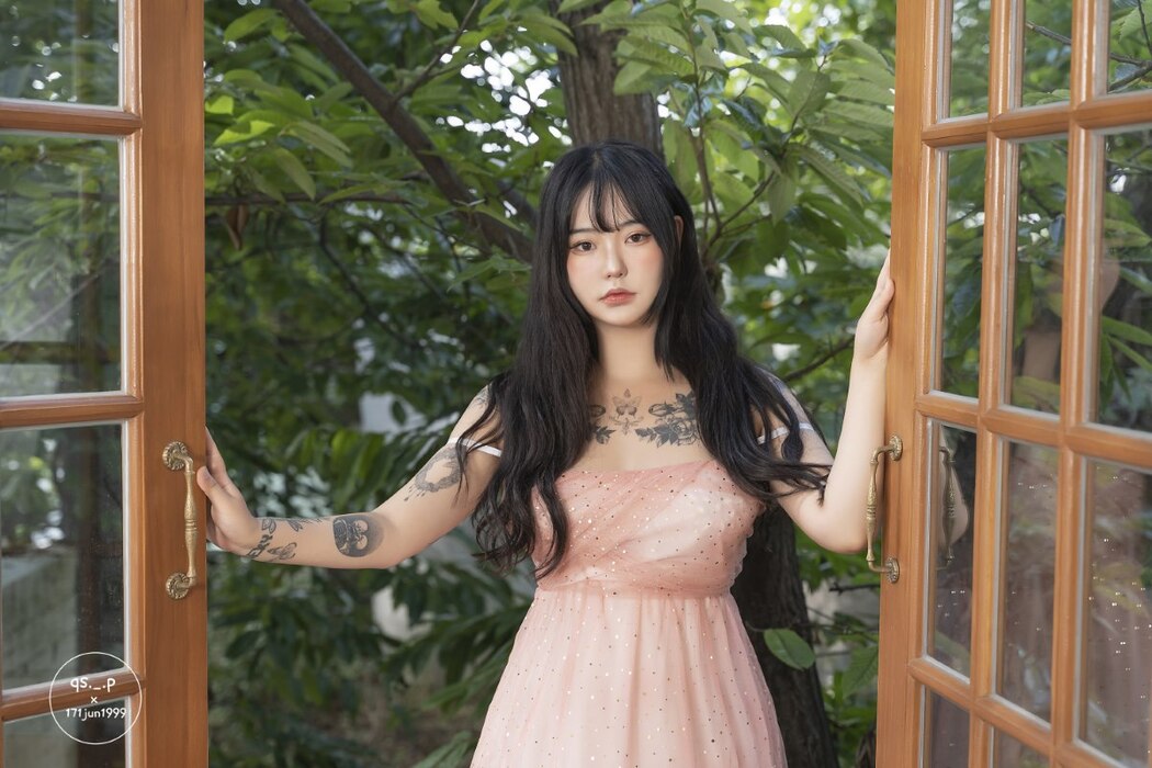 SaintPhotoLife – Jeon Bo-Yeon 전보연 Vol.3 MILK