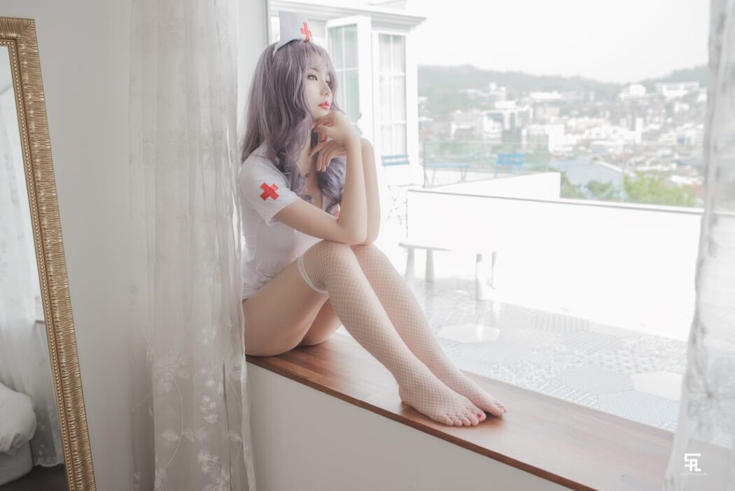 SaintPhotoLife Growing up Yuna Vol.2