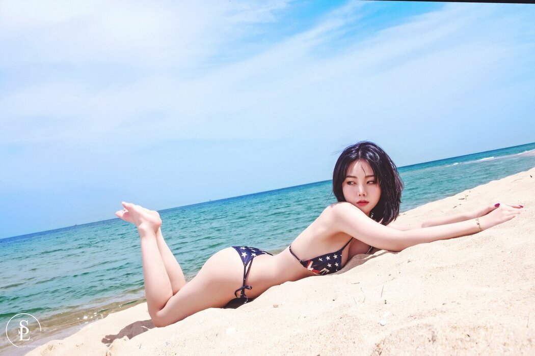 SaintPhotoLife – Yuna 유나 – Vol.31 Hello Yangyang