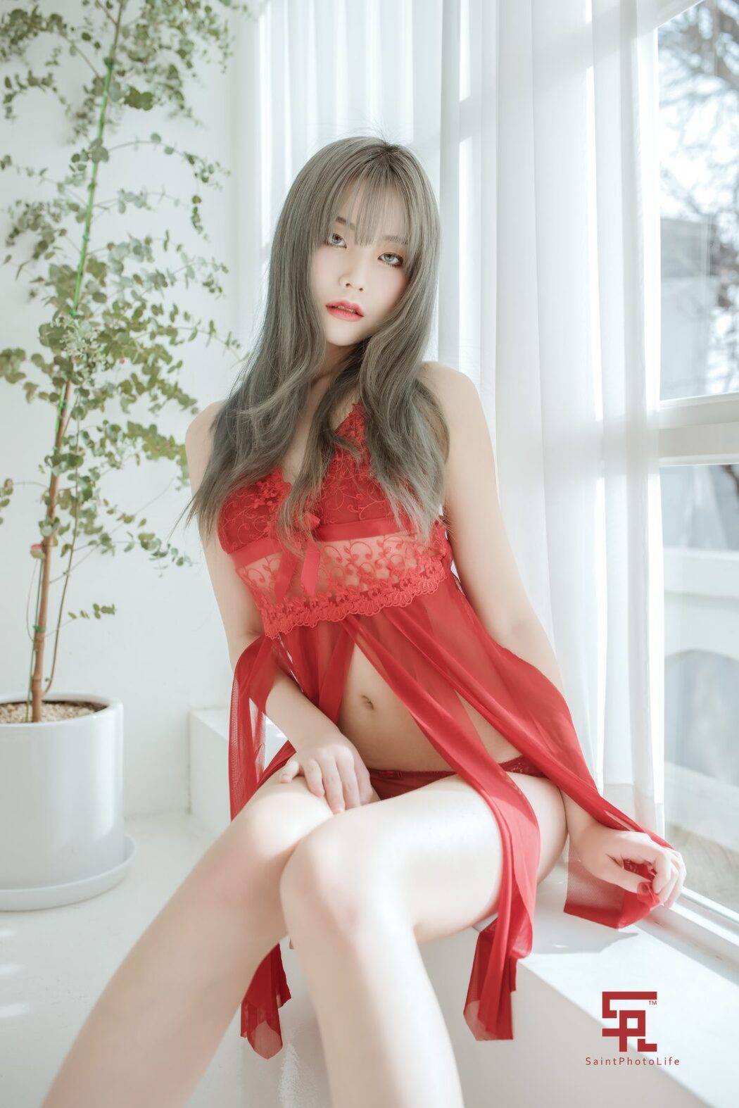 SaintPhotoLife Growing up Yuna Vol.1