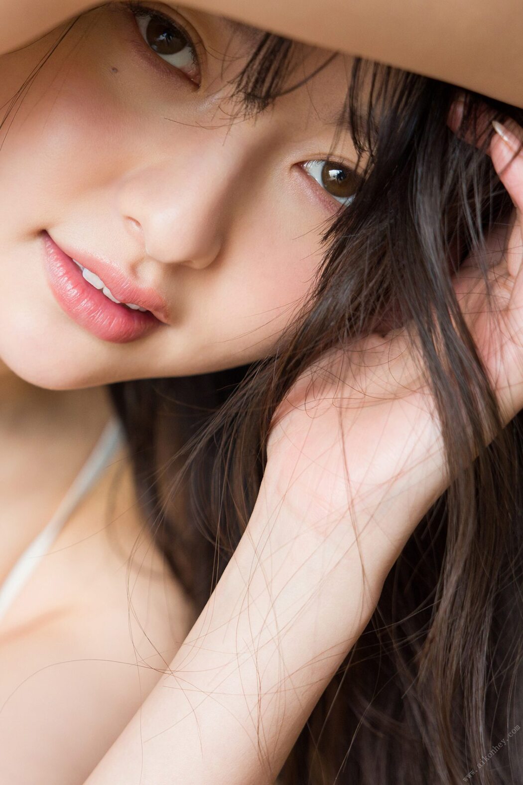 Platinum FLASH Photobook 2022-05-24 Moka Hashimoto 橋本萌花 – 24H