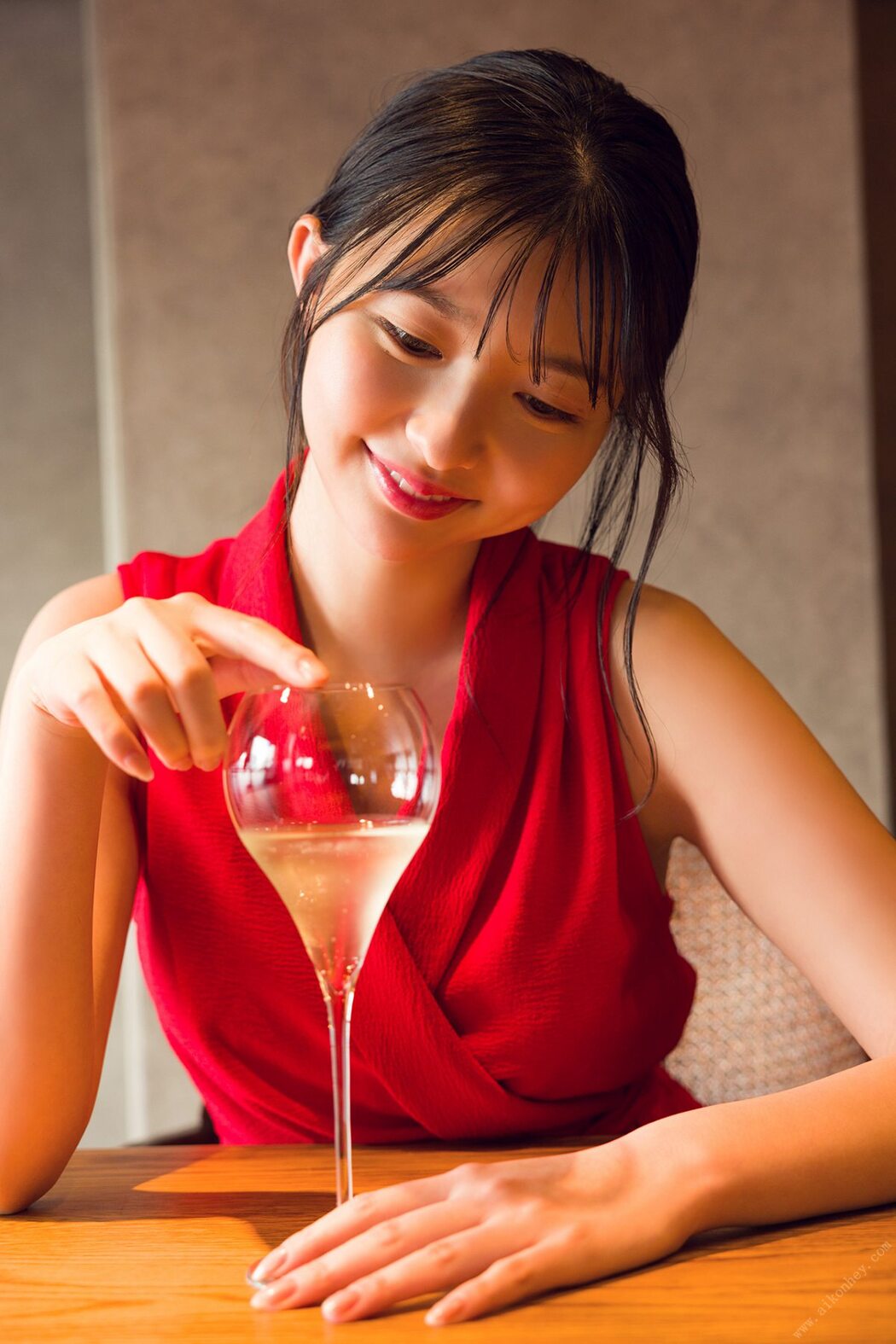 Platinum FLASH Photobook 2022-05-24 Moka Hashimoto 橋本萌花 – 24H