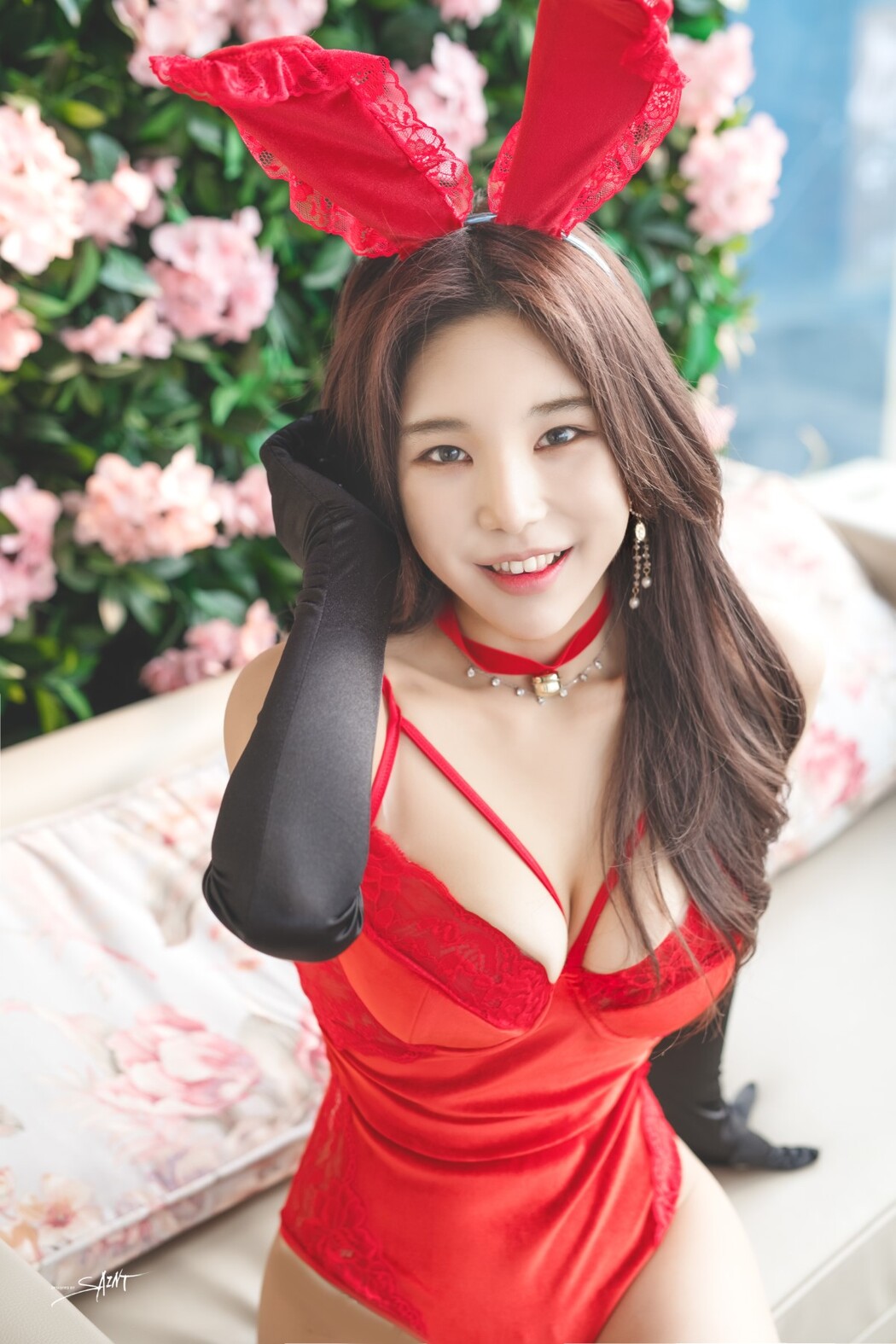 SaintPhotolife Vol.001 Zzyuri 쮸리 – 1 Year Anniversary