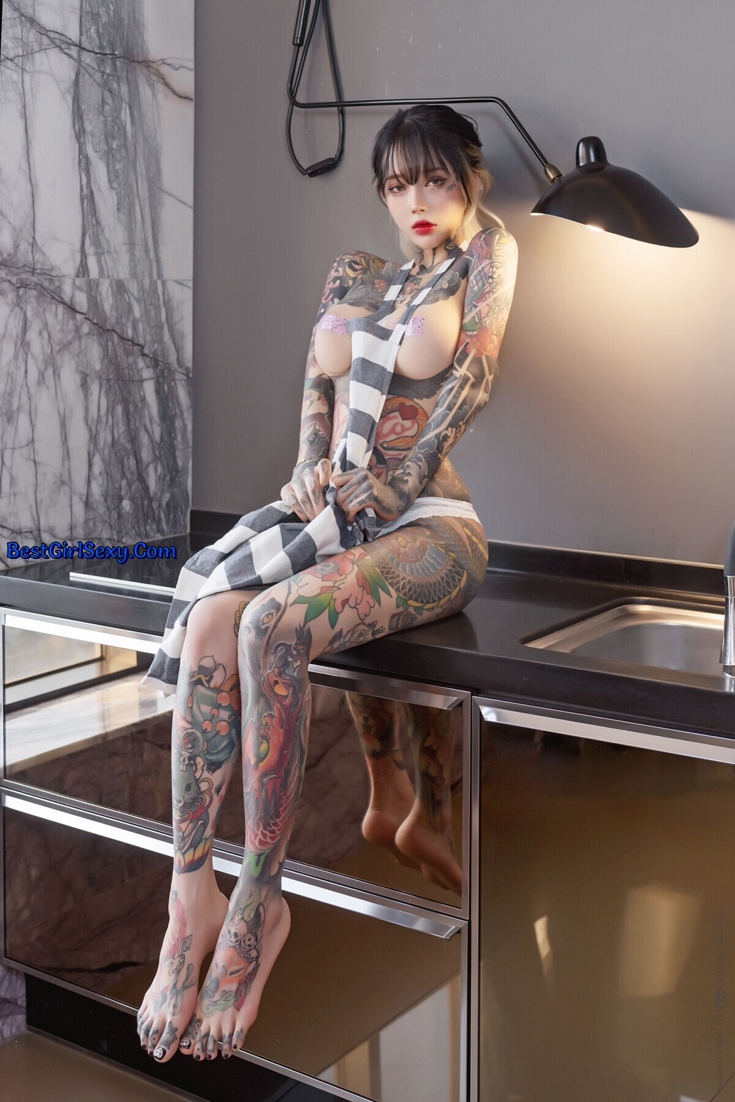 SaintPhotoLife YoKo Vol.06 – One Night With Yoko