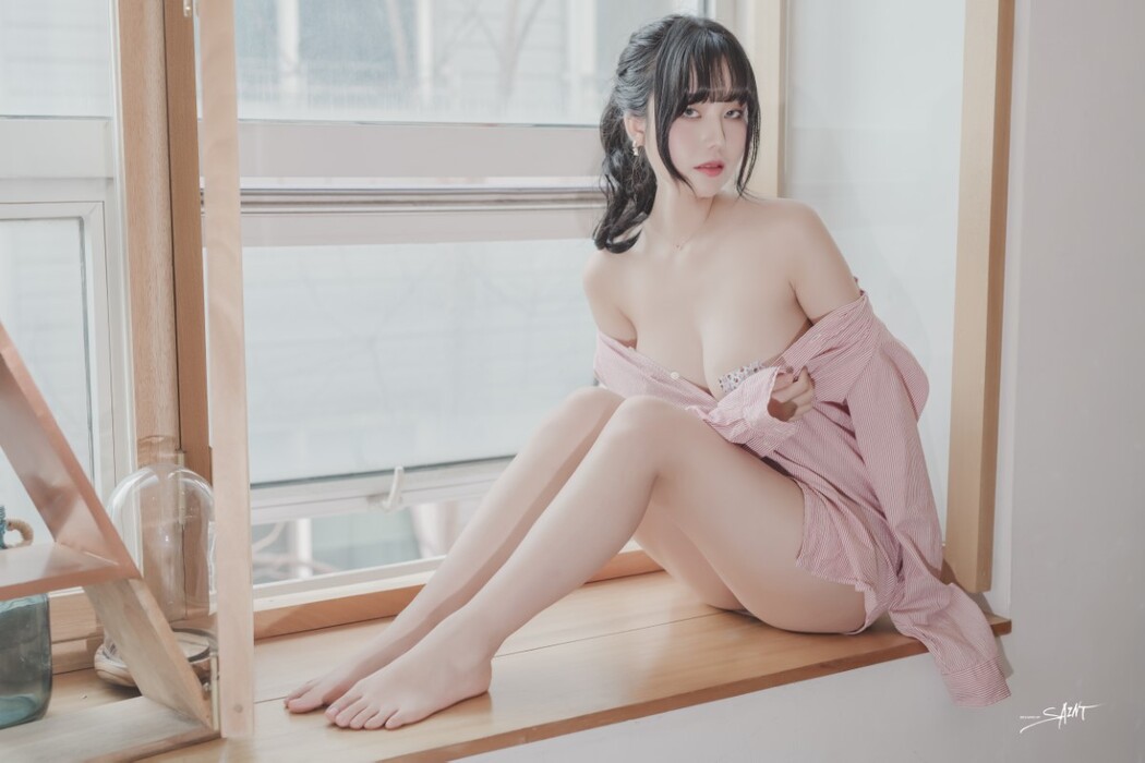 SaintPhotolife Vol.011 Yuna 유나 – Love On Top