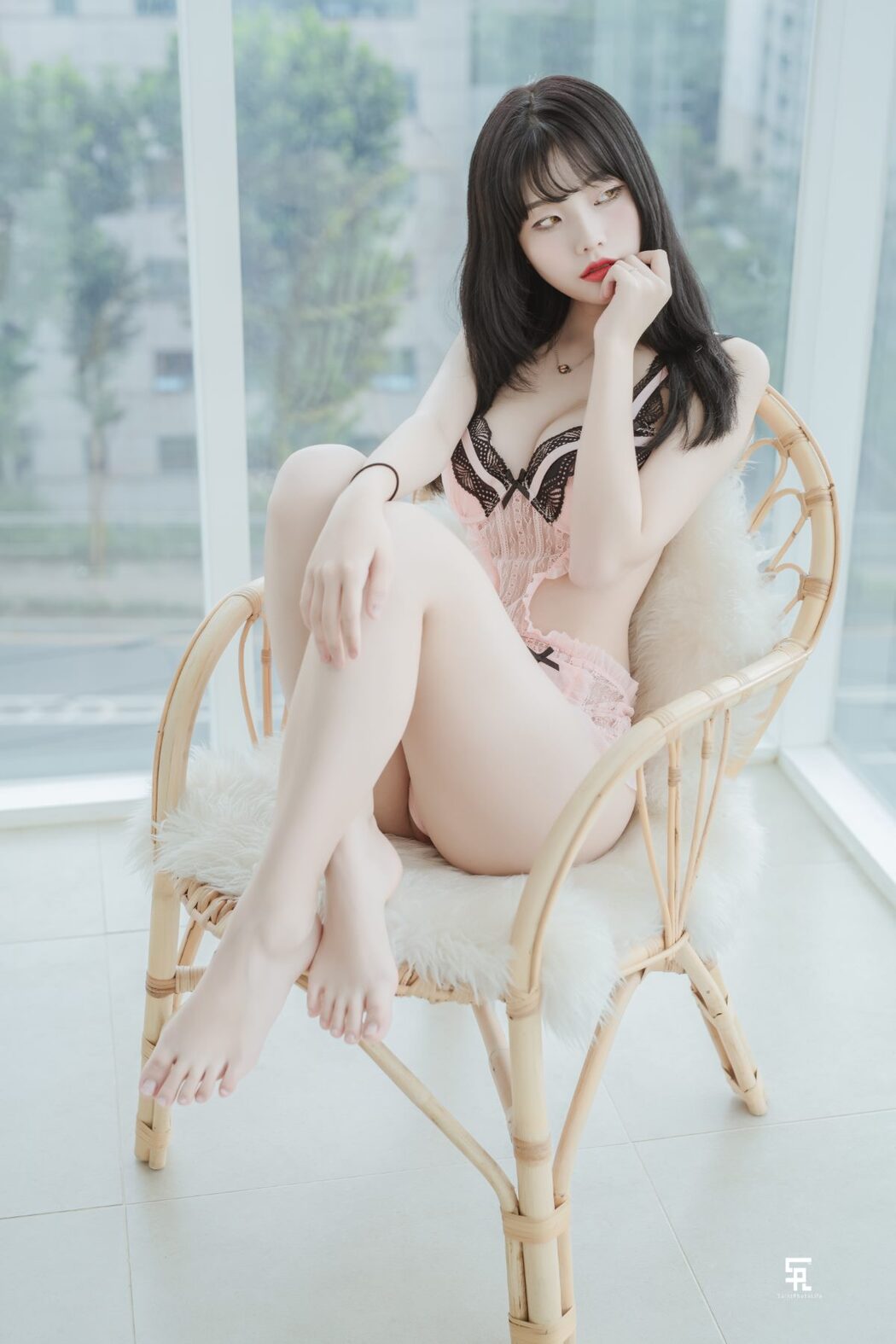 SaintPhotoLife Growing up Yuna Vol.3