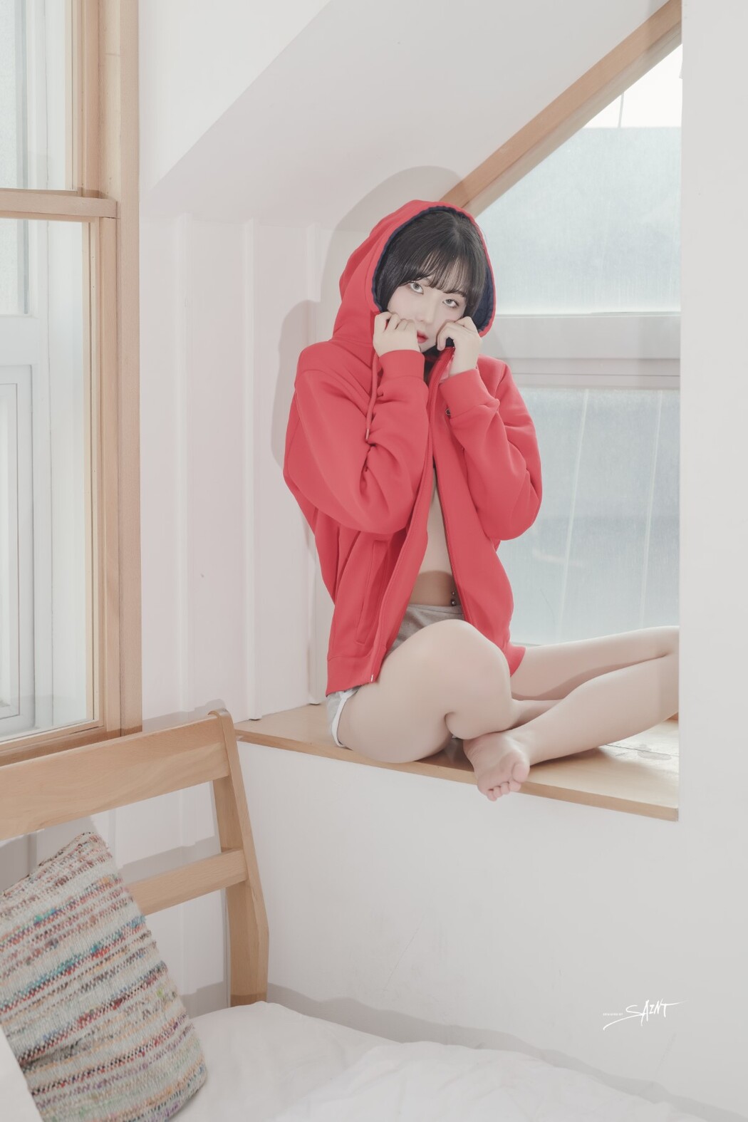 SaintPhotolife Vol.011 Yuna 유나 – Love On Top