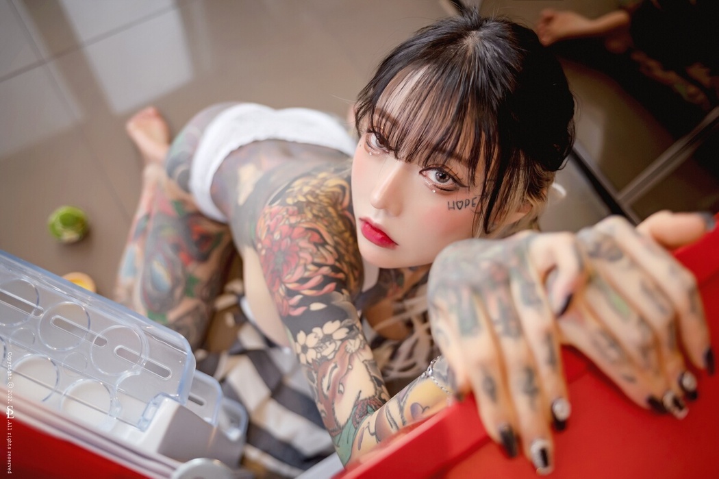 SaintPhotoLife YoKo Vol.06 – One Night With Yoko