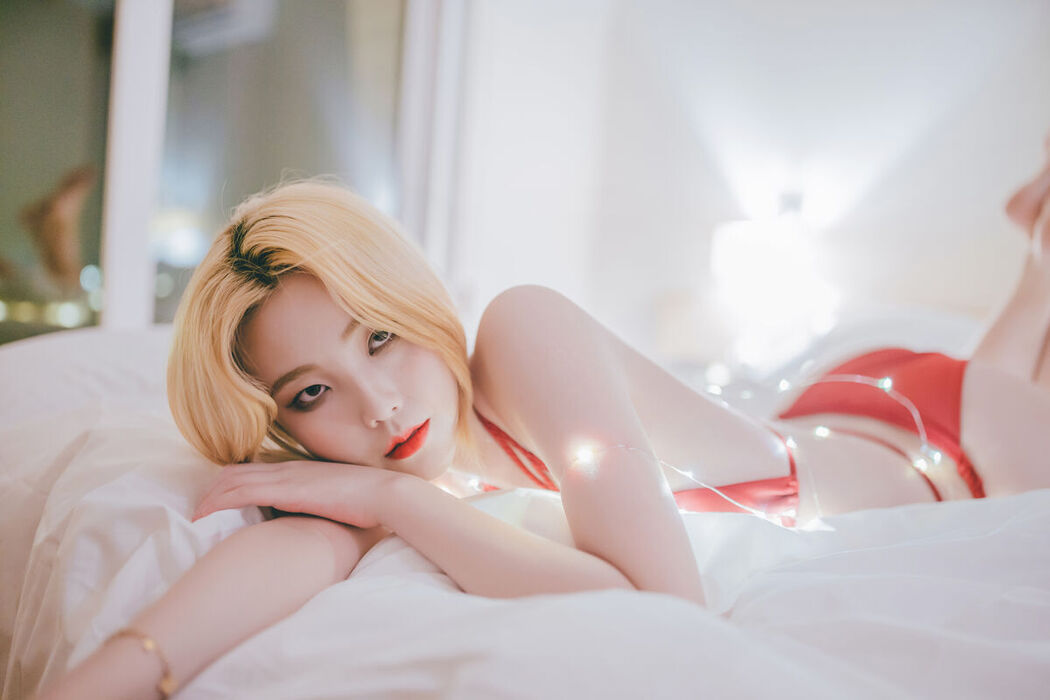 SaintPhotoLife Yuna 유나 Vol.14 Jeju Story Part 1 Part2