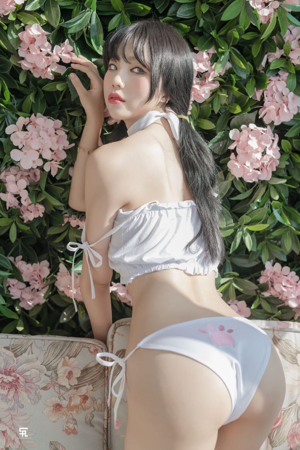 SaintPhotoLife Yuna Bloom Vol.01