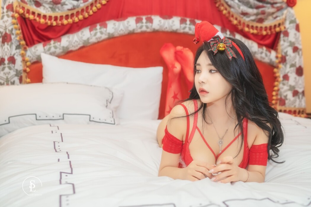 SaintPhotoLife Zzyuri 쮸리 – X-mas