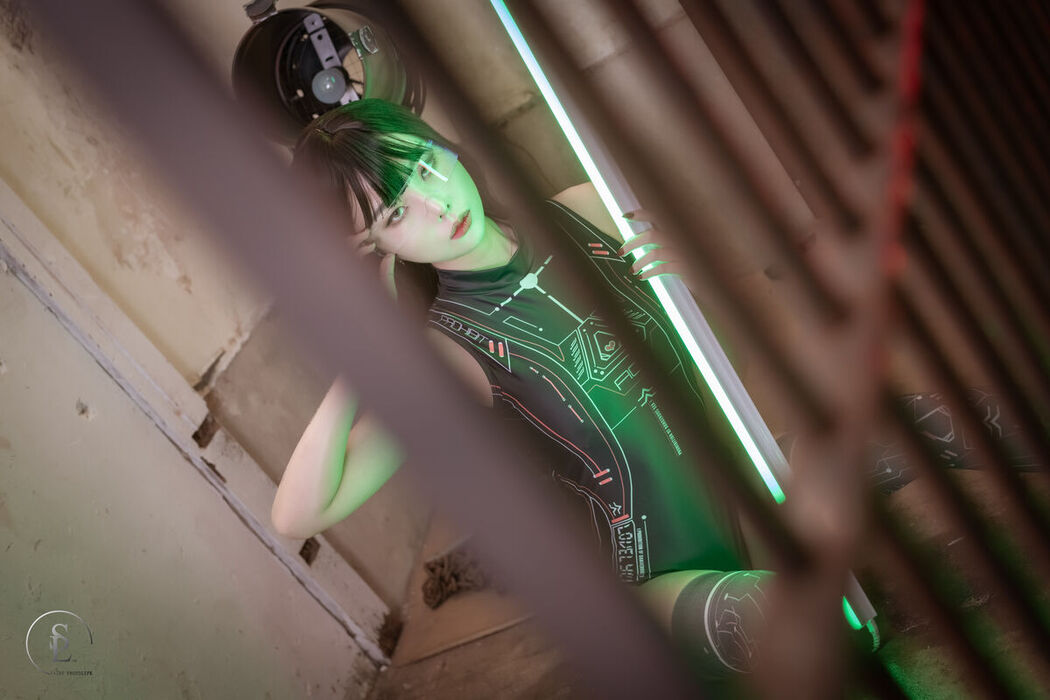 SaintPhotoLife Yuna 유나 – Vol.46 Cyber Punk