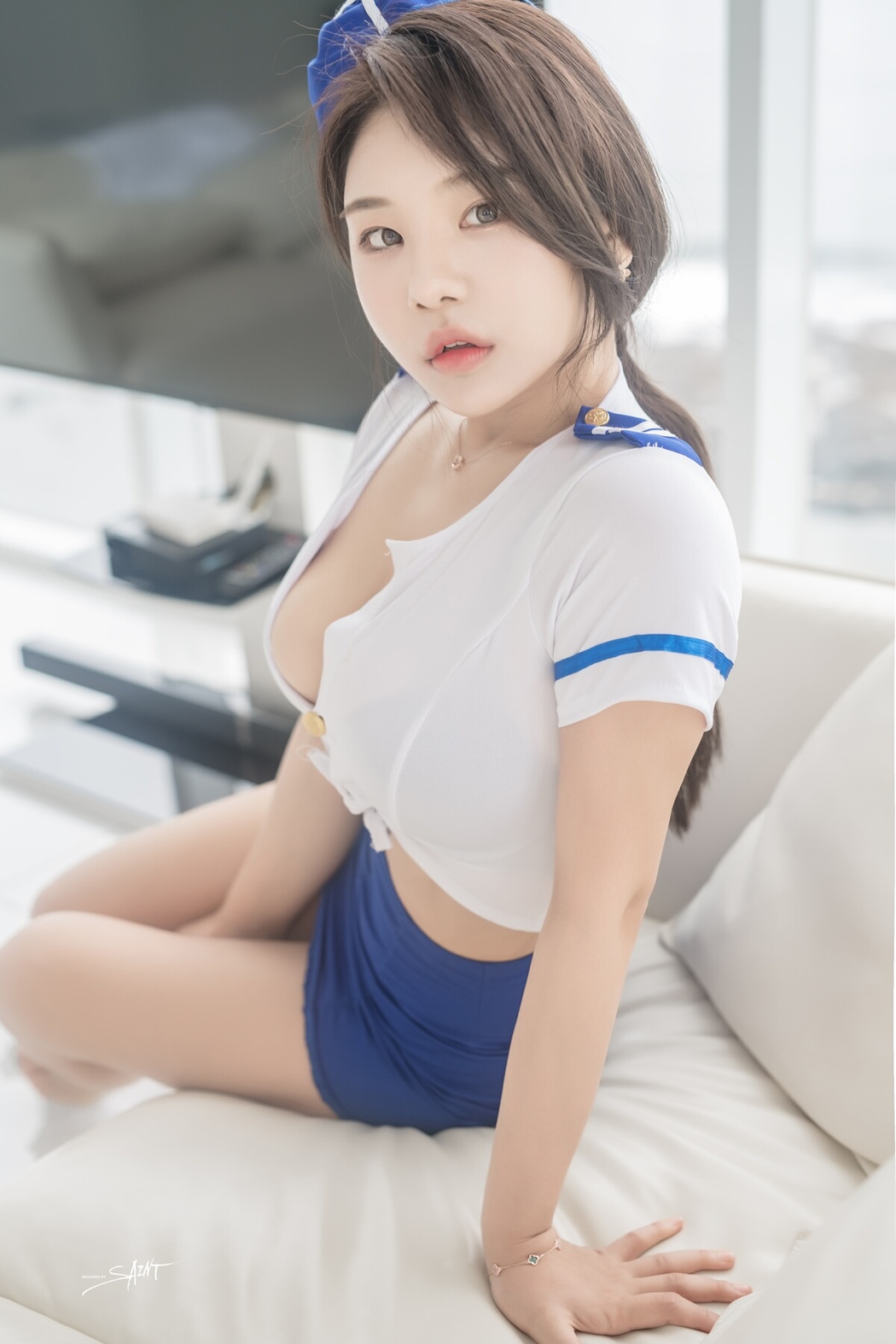 SaintPhotoLife Zzyuri 쮸리 – Blue Marine