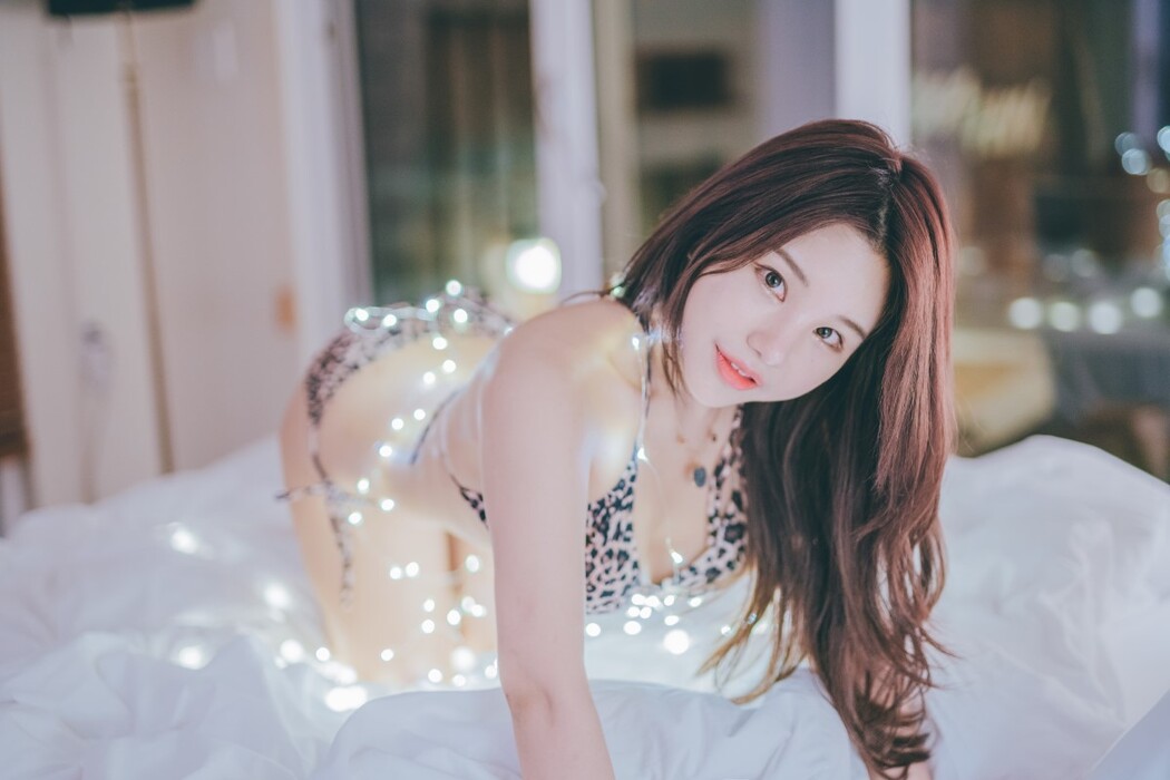 SaintPhotolife Zzyuri 쮸리 – Jezzyuri