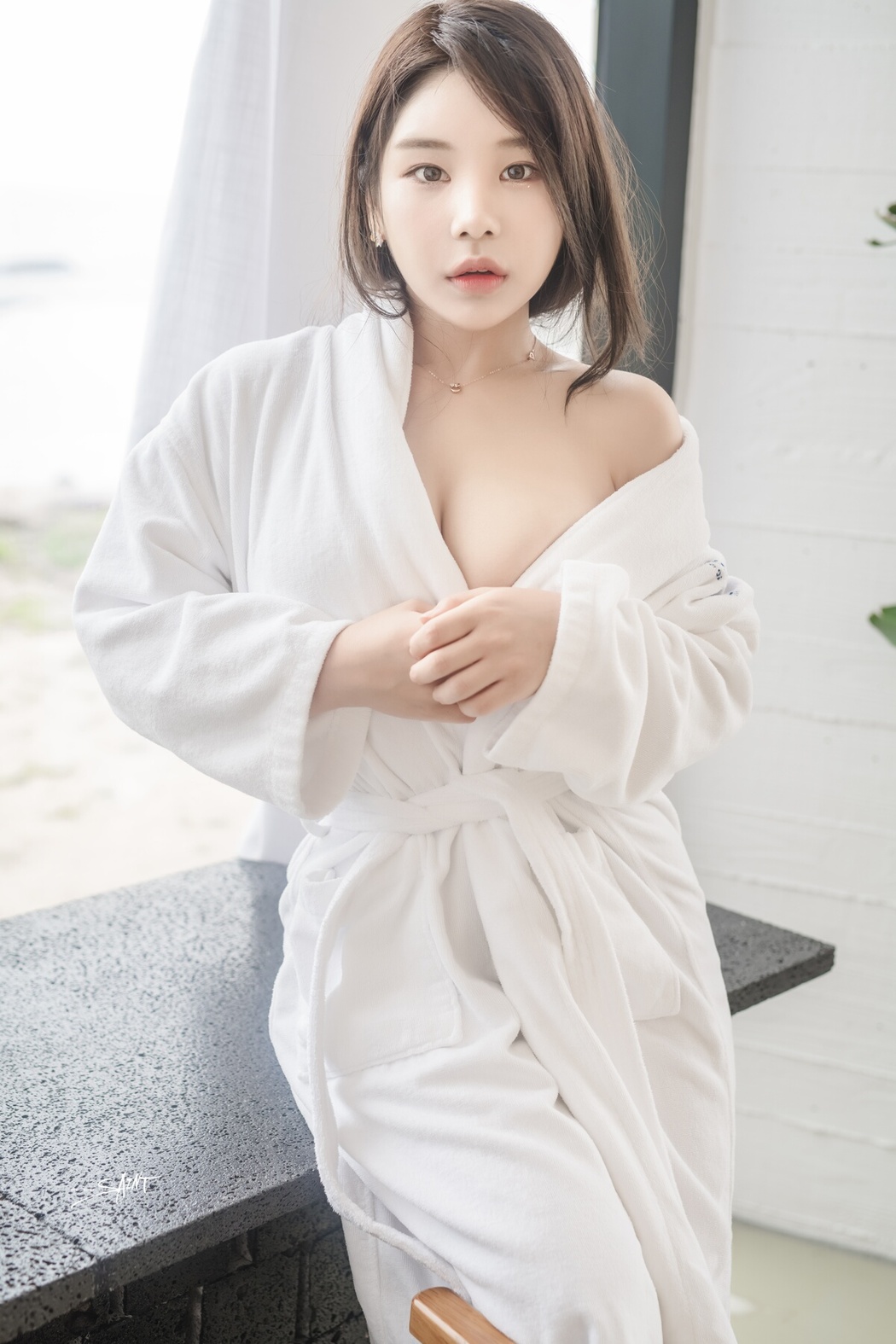 SaintPhotoLife Zzyuri 쮸리 – Blue Marine