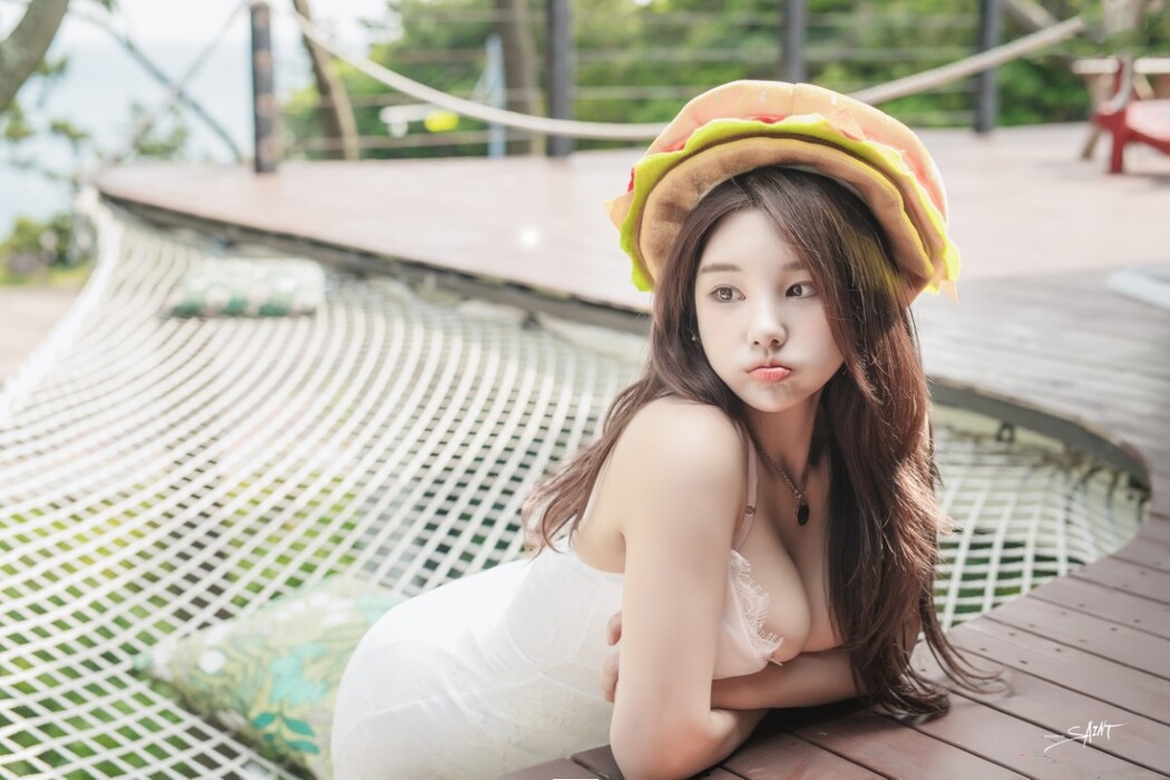 SaintPhotolife Zzyuri 쮸리 – Jezzyuri