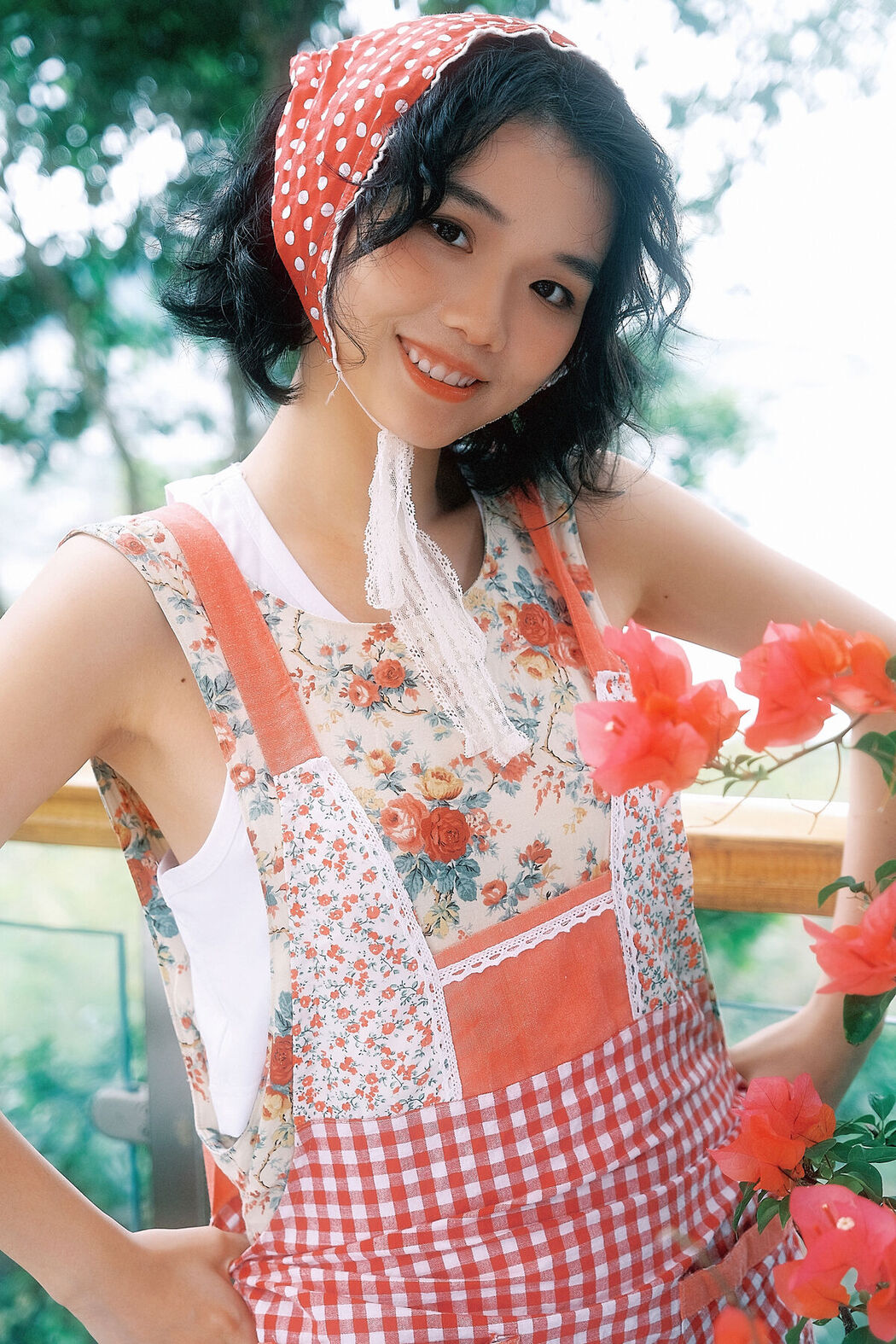 YiTuYu艺图语 Vol.8169 凌可Shawbrin (23P)