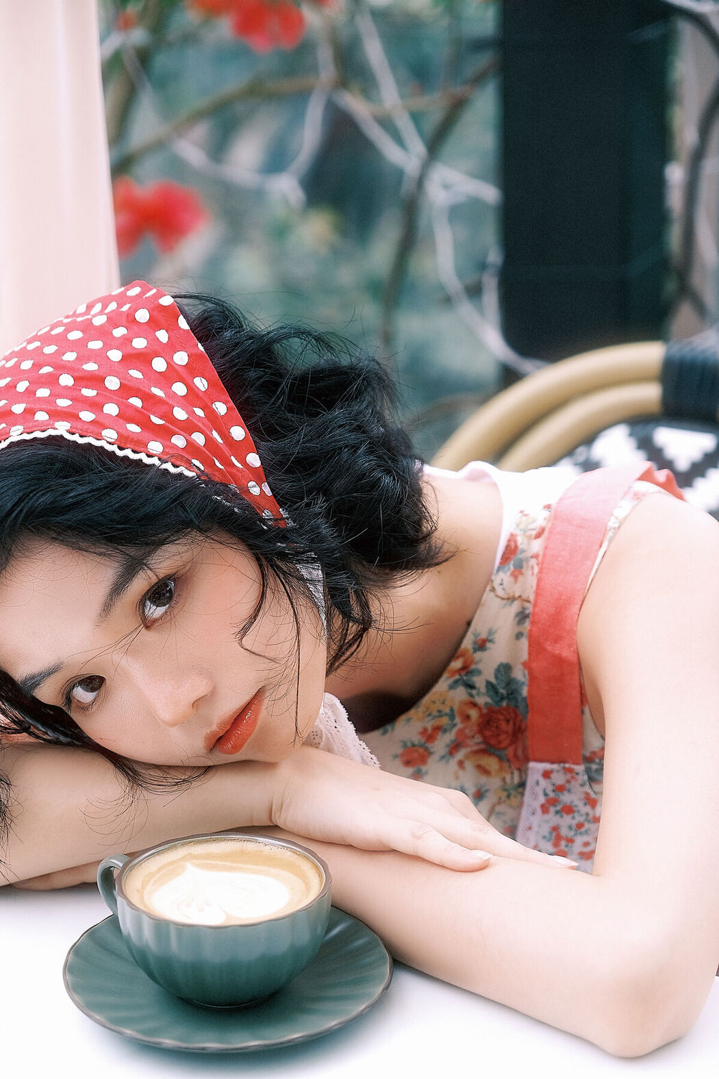 YiTuYu艺图语 Vol.8169 凌可Shawbrin (23P)