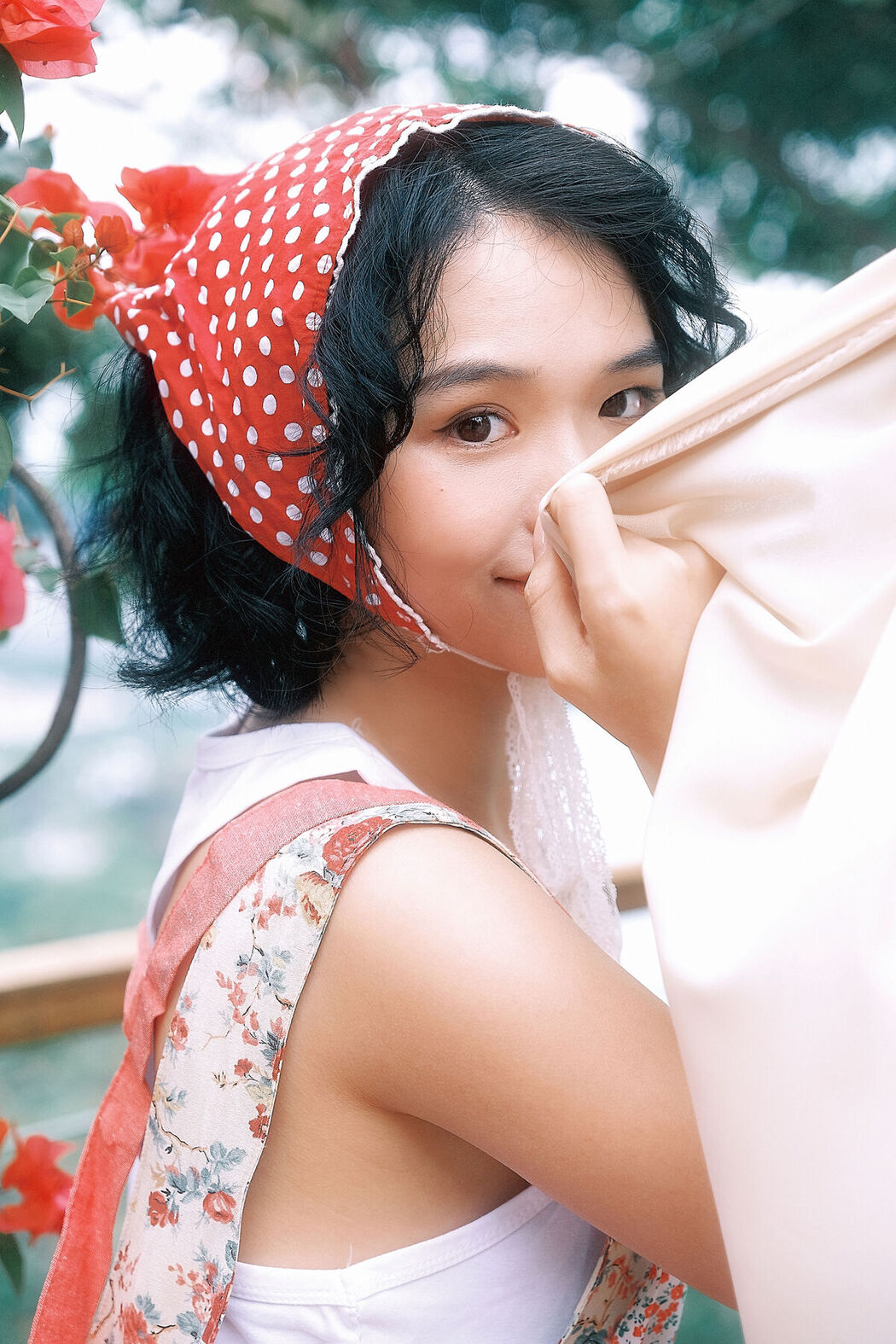 YiTuYu艺图语 Vol.8169 凌可Shawbrin (23P)