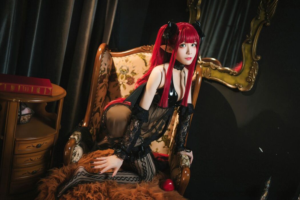 Coser@Tomoyo酱 – 更衣人偶 利兹恶魔 (27P)