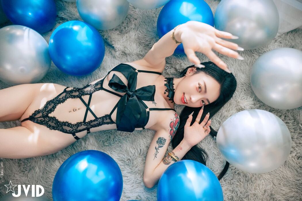 JVID Piao Piao Ge 飄飄哥 – 最狂尺度生日特輯 極細丁無膚膠 色色の裸體生日趴-飄飄 慶生被脫光光塗抹奶油 超細線丁無膚膠擠出誘人駱駝蹄 屁股翹高背後位視角超色慾 超誘人裸體奶油慶生影片熱映中 Part04 (62P)