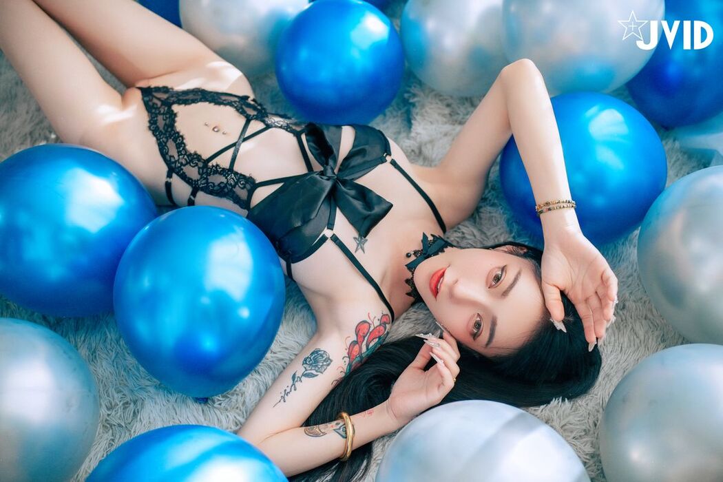 JVID Piao Piao Ge 飄飄哥 &#8211; 最狂尺度生日特輯 極細丁無膚膠 色色の裸體生日趴－飄飄 慶生被脫光光塗抹奶油 超細線丁無膚膠擠出誘人駱駝蹄 屁股翹高背後位視角超色慾 超誘人裸體奶油慶生影片熱映中 Part03 (63P)