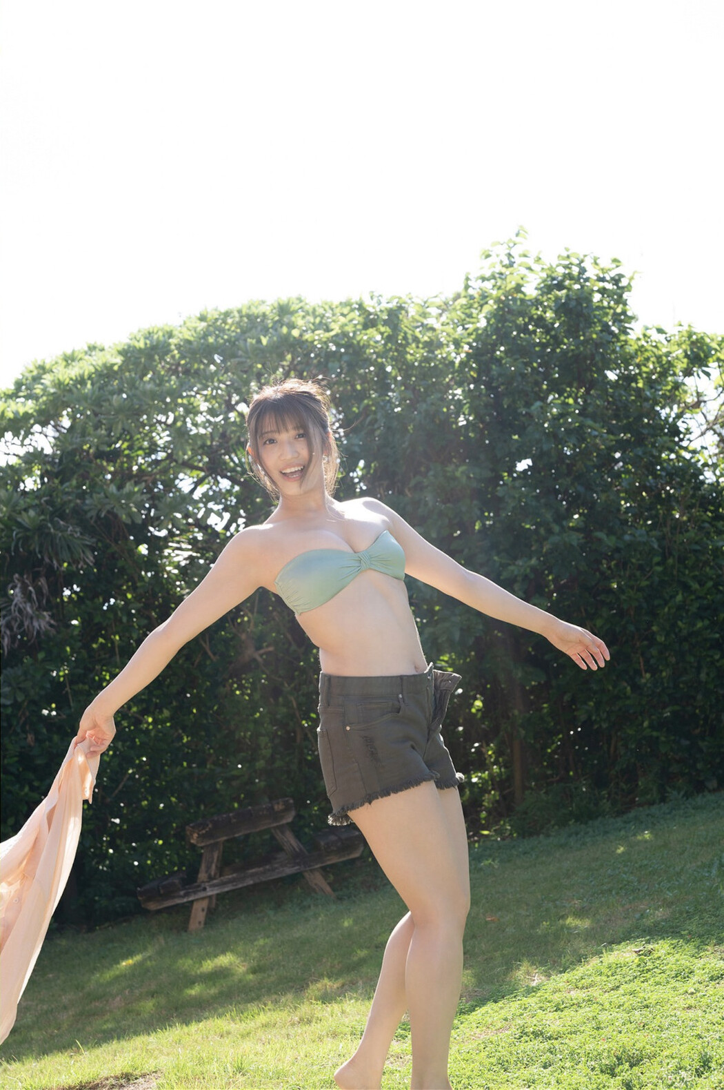 Anna Otsuka 大塚杏奈, FLASHデジタル写真集 ミスFLASH2022 Set.01