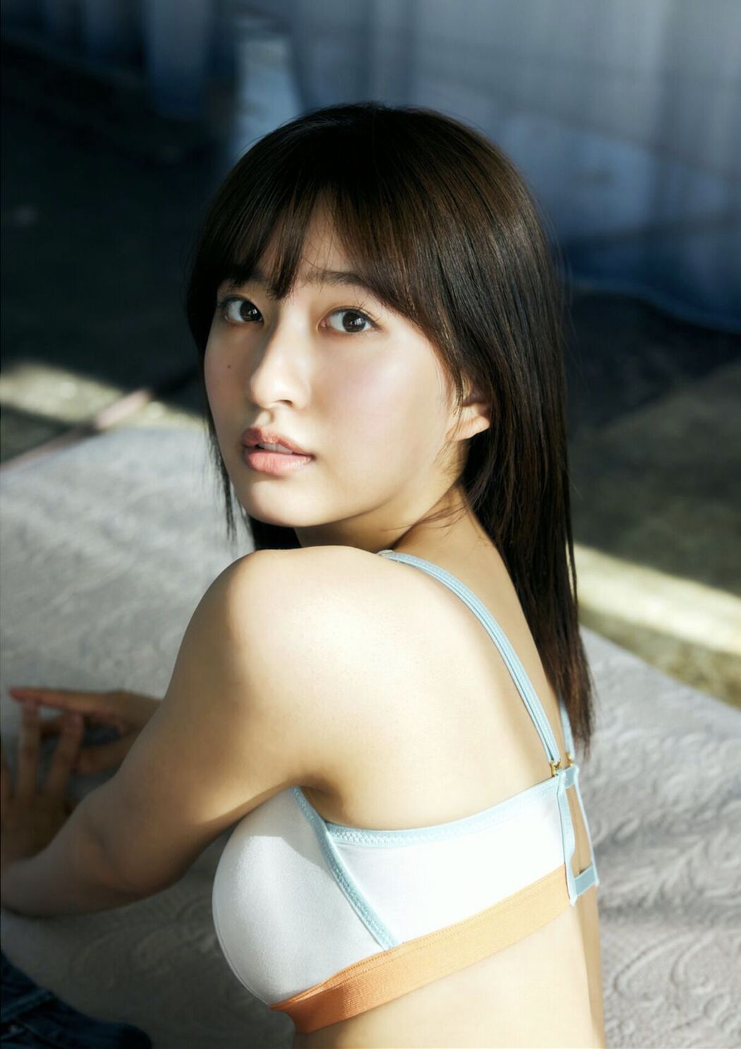 JP Rina Saito 斉藤里奈 – Come On (48P)