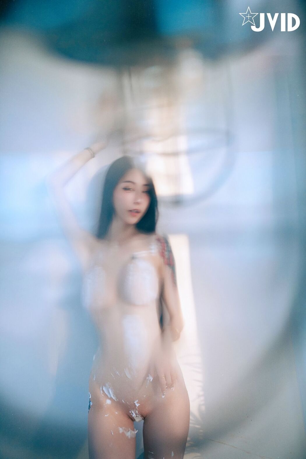 JVID Piao Piao Ge 飄飄哥 &#8211; 最狂尺度生日特輯 極細丁無膚膠 色色の裸體生日趴－飄飄 慶生被脫光光塗抹奶油 超細線丁無膚膠擠出誘人駱駝蹄 屁股翹高背後位視角超色慾 超誘人裸體奶油慶生影片熱映中 Part04 (62P)