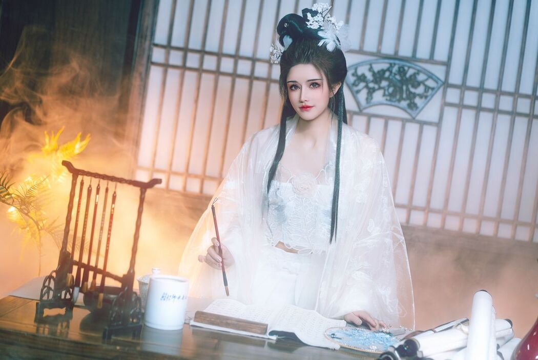Coser@鹿八岁 &#8211; 幽梦清韵 (90P)