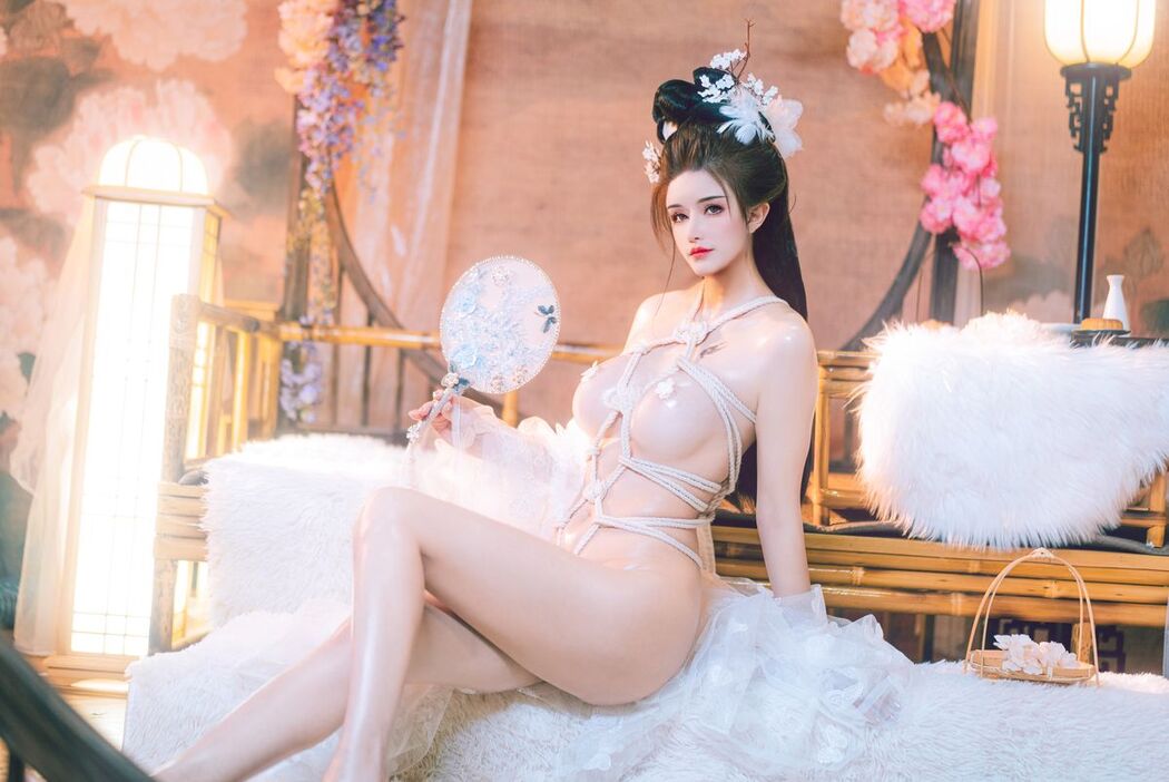 Coser@鹿八岁 &#8211; 幽梦清韵 (90P)