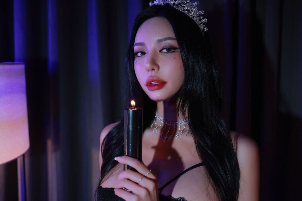 Dongeuran 동그란 – S And M Play Part1