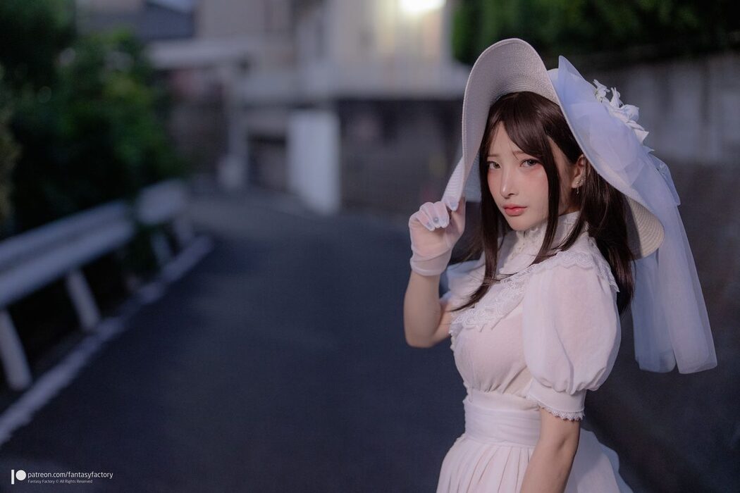 Fantasy Factory 小丁 – Hachishaku-sama