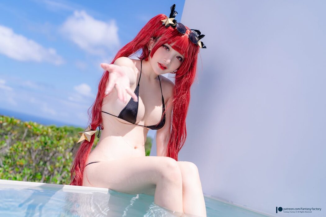 Fantasy Factory 小丁 – Cosplay 写真 – 檀香山泳衣