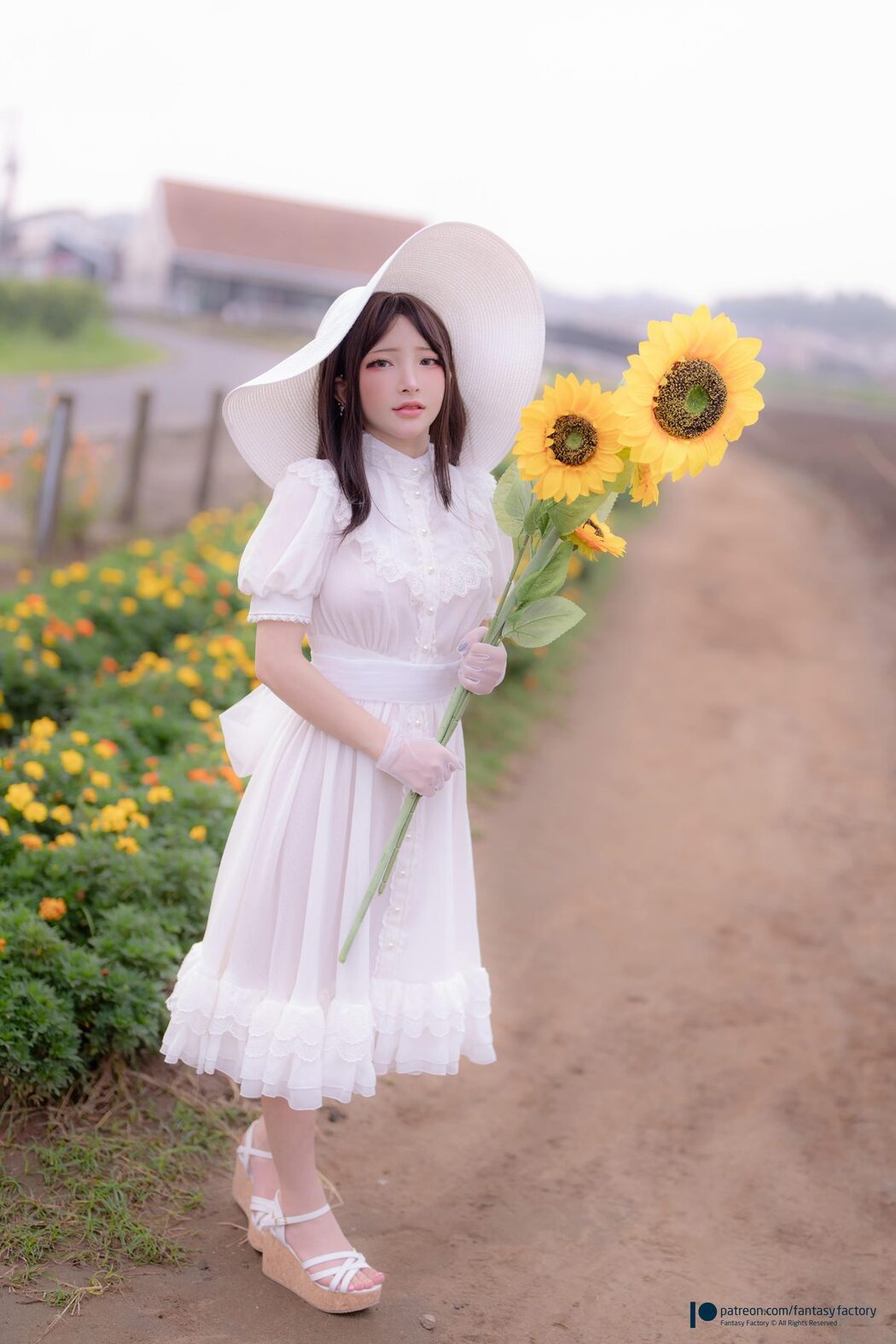 Fantasy Factory 小丁 – Hachishaku-sama