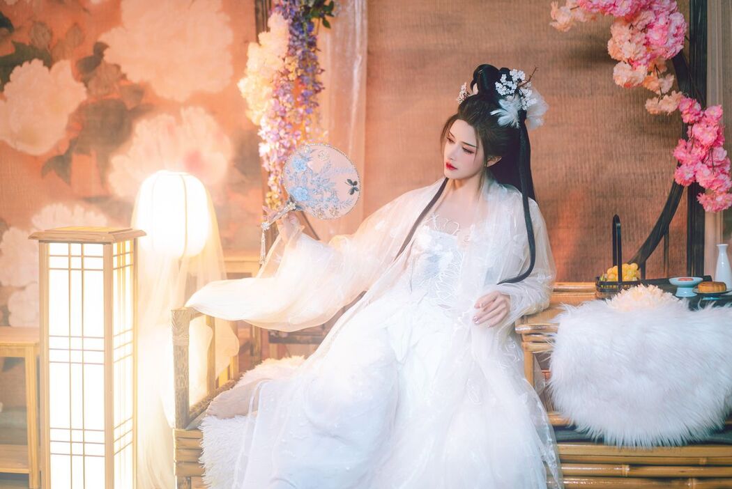 Coser@鹿八岁 &#8211; 幽梦清韵 (90P)